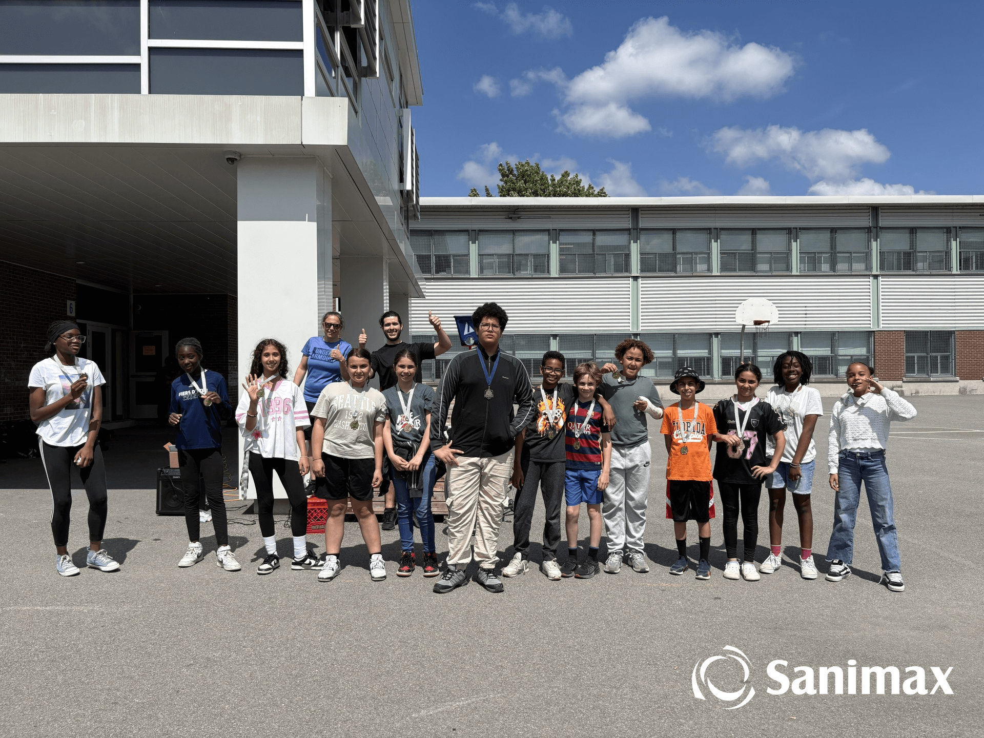 Sanimax roule pour le Grand Défi Pierre Lavoie 2025! 